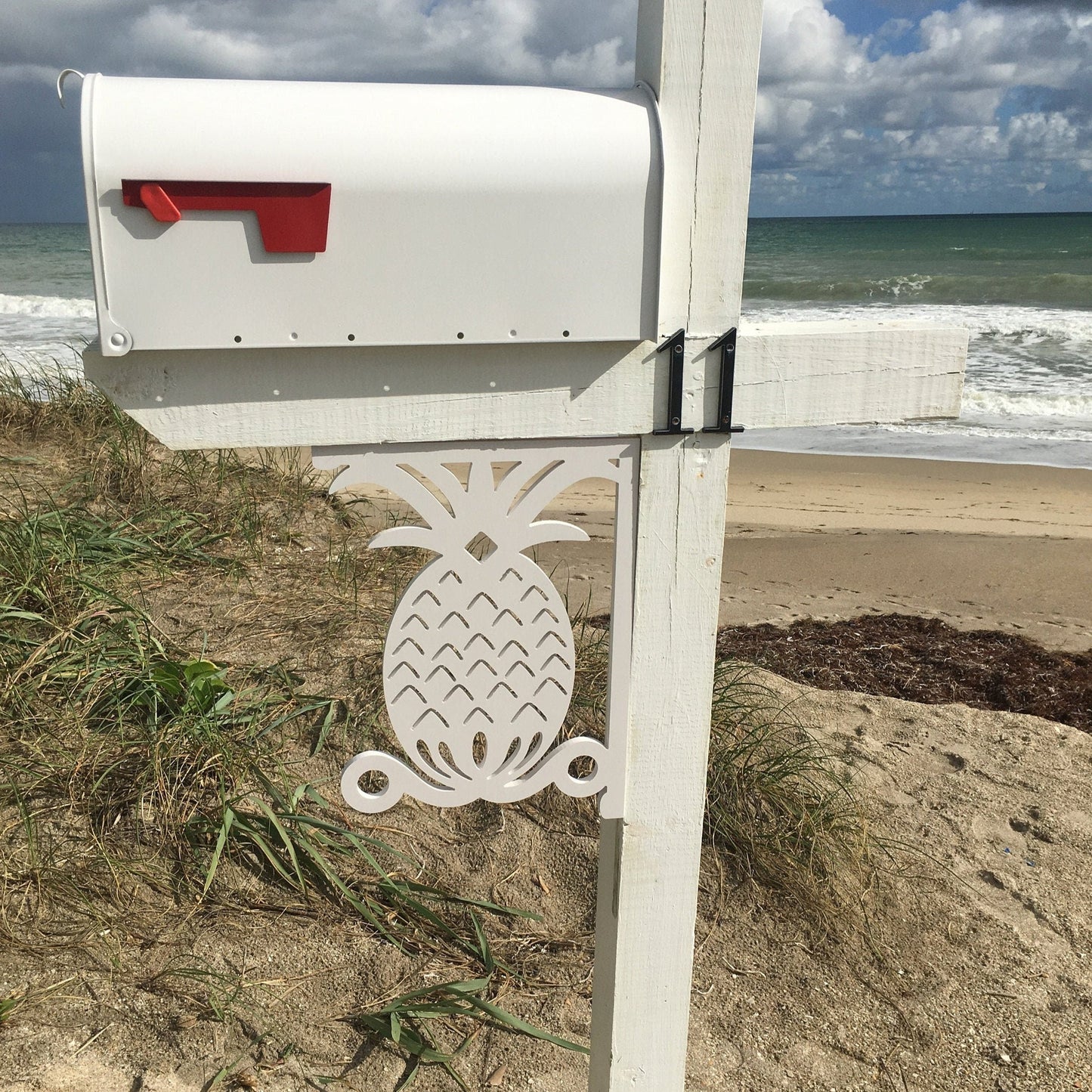 Mailbox Bracket - Pineapple Medium 12x16 inch, Custom Mailbox, Coastal, Tropical, Bracket, Outdoor Decor, Mailbox & Post Not Included
