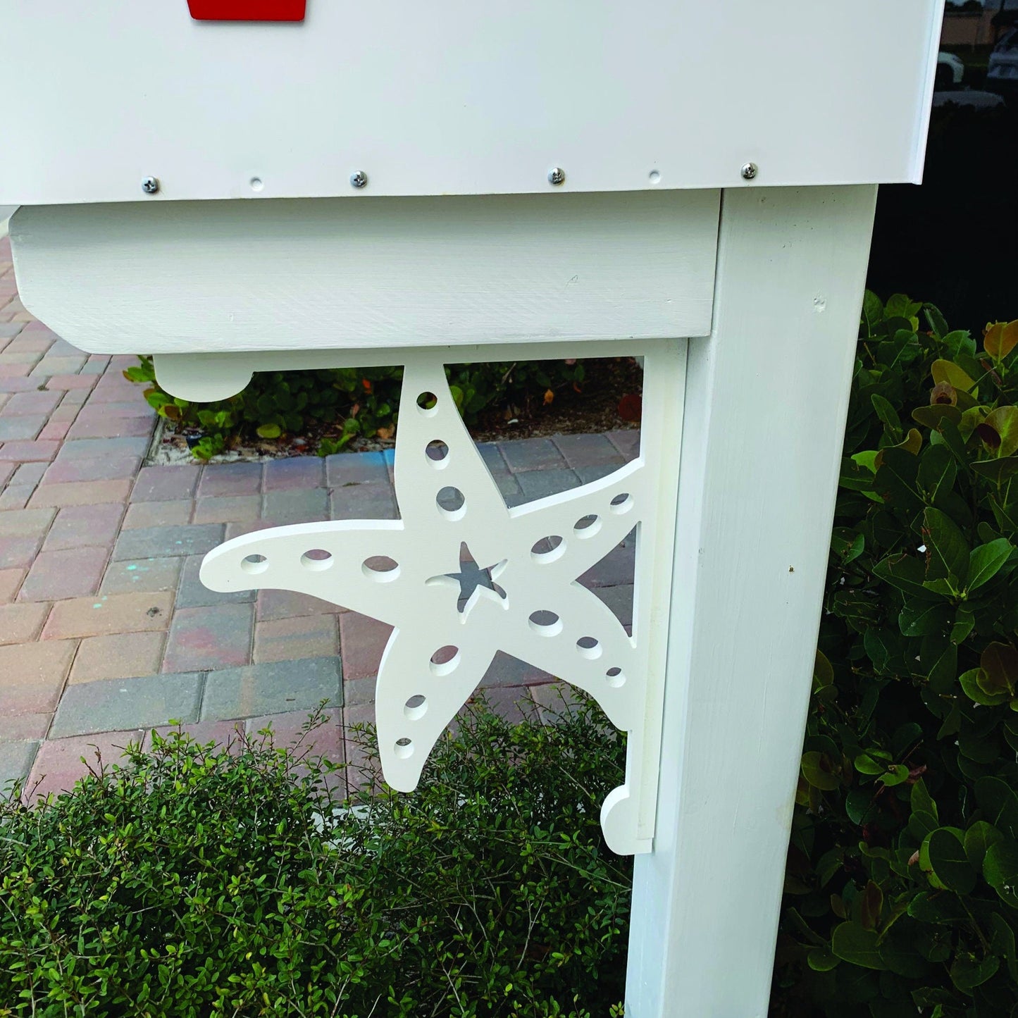 Mailbox Bracket - Starfish Medium 12x16 inch, Custom Mailbox, Coastal, Tropical, Bracket, Outdoor Decor, Mailbox & Post Not Included